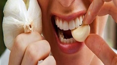 7 نصائح للتخلص من رائحة البصل والثوم