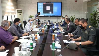 وزيرة البيئة تستقبل محافظ الفيوم لبحث فرص الاستثمار البيئى فى المحافظة