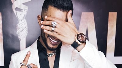 محمد رمضان رداً على ستورى للفيشاوى i love my fans