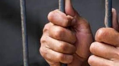 إحالة شاب للجنايات هدد خطيبته السابقة لاستعادة الشبكة في الدقهلية