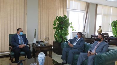 بشير الطاهر : ربط سكك حديد مصر بالسودان لنقل البضائع بين البلدين