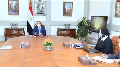 الرئيس السيسي يبحث مع مدبولي وجامع جهود توطين الصناعة وتوفير مستلزمات الإنتاج