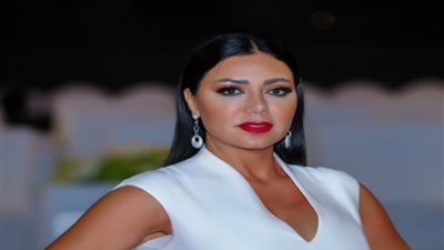 تأجيل دعوى تعويض نزار الفارس ضد رانيا يوسف لـ4 سبتمبر