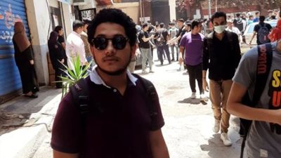 طلاب علمى رياضه بالاسكندريةامتحان الديناميكا صعب والوقت غير كافى
