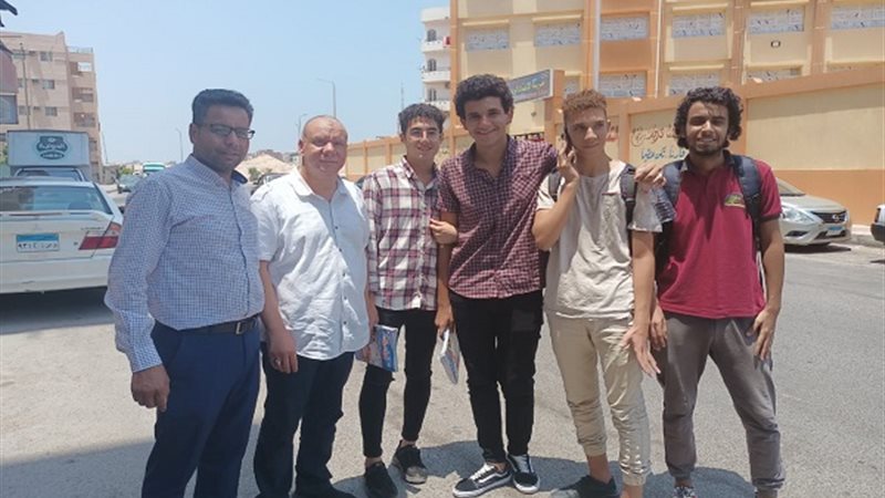 طلاب الثانوية العامة