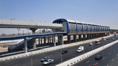 تحويلات مرورية لإنشاء كوبرى بمحور عدلى منصور بالقاهرة