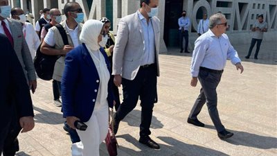 وزيرة الصحة تتفقد الحجر الصحي بمطار الأقصر الدولي