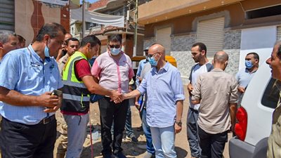 وكيل وزارة الصحة يمعاين الأراضي المتبرع بها لتطوير الوحدات الصحية بقري الحسينية لليوم الثانى