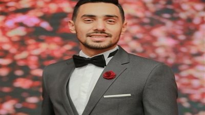 مصطفى الشيخ ينضم لفريق عمل 