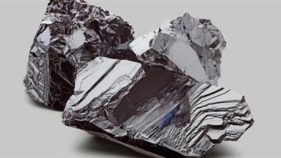 أكبر منتج لليثيوم في العالم يسجل أرباحا أعلى من المتوقع