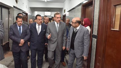 محافظ أسيوط يفتتح أول وحدة غسيل كلوي للأطفال بمستشفى الايمان العام