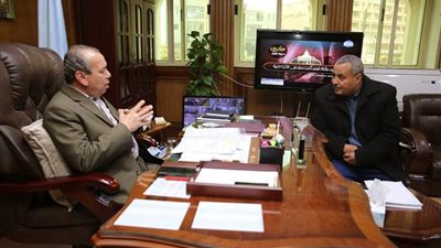 بالصور..محافظ كفرالشيخ يناقش سبل إستغلال أراضى الأوقاف مناصفة بين المحافظة والهيئة لصالح التنمية