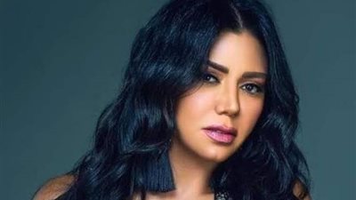 فستان جديد لرانيا يوسف يشعل السوشيال ميديا .. صور