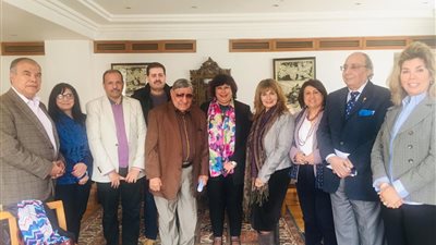 وزيرة الثقافة تستقبل وفد 