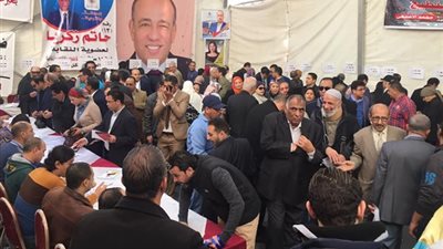 بدء عمليات الفرز بـ