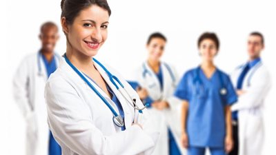 الأطباء والسباكين.. معرضون للخيانة الزوجية أكثر من غيرهم