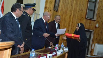 فى إحتفالية كبرى .. تكريم الأم المثالية لمديرية أمن البحرالأحمر