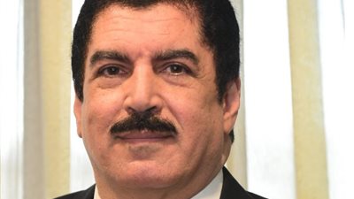 القليوبية بدأت تسليم شريحة التابلت لطلاب الثانوى