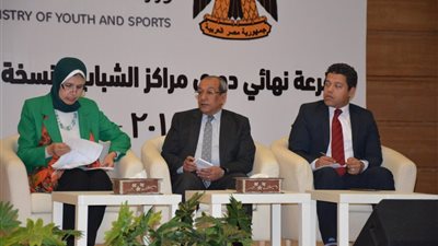 صبحى يواجه التحديات التى تعرقل سير العمل بمديريات الشباب والرياضة