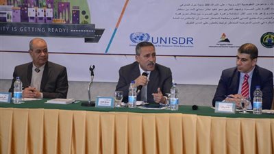 بالصور .. محافظ الإسماعيلية يشهد ورشة عمل استراتيجية الكوارث