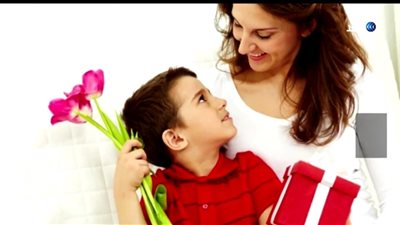 تعرف على سبب الاحتفال بعيد الأم في 21 مارس.. فيديو
