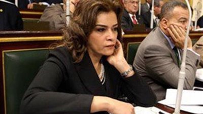 سحر طلعت مصطفى تطالب الحكومة بتطبيق حكم الغاء فرض رسوم إضافية على العمرة