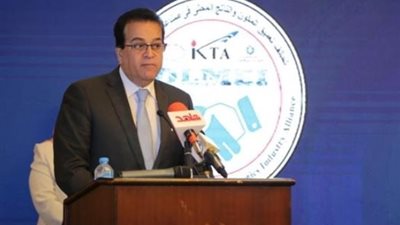 وزير التعليم العالي يفتتح حفل ختام المرحلة الأولى من التحالف القومى لتعميق المكون