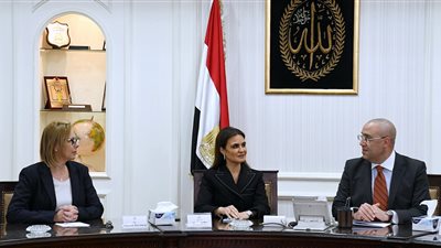 توقيع منحة لمعالجة 
