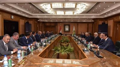 رئيس الرقابة الإدارية يلتقى رئيس مجلس إدارة غرفة التجارة الامريكية بمصر