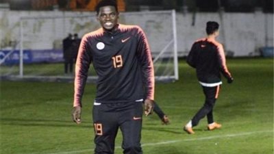 شيلونجو يعود القاهرة بعد تأهل نامبيبا لكأس الأمم الأفريقية