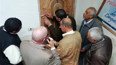 غلق إدارى لحضانتين أطفال بدون ترخيص بسنهورالمدينة بدسوق