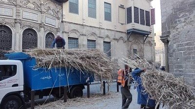 رفع مخلفات قلاوون والمدرسة الكاملية بشارع المعز