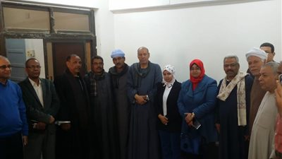 أمانة مستقبل وطن بنقادة تناقش مشكلات المواطنين مع رئيس المدينة
