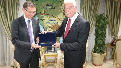 فوده يستقبل القنصل الفرنسى ويدعوه لحضور إحتفالية سانت كاترين