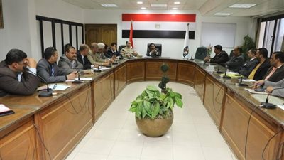 محافظة سوهاج تقيم معارض 