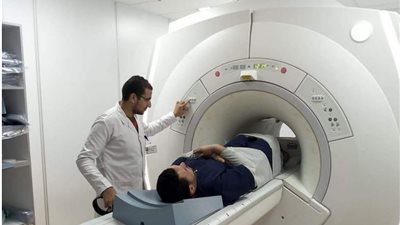 اساتذة طب الزقازيق بمستشفي طور سيناء