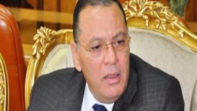 مجازاة 60 من العاملين بوحدة محلية بالشرقية لتزويغهم من عملهم