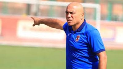 مدرب الاهلى يكشف حقيقة تغيير الخطة بسبب علاء والنقاز