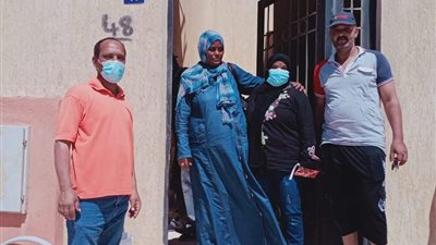 إستمرار اعمال نقل وتسكين الاسر من المنطقه داهمة الخطورة الى حى الروضه براس غارب