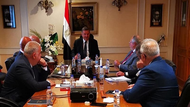 وزير قطاع الاعمال
