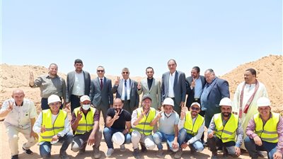 شركة الفقير تنفذ أكبر مشروعات المياه والصرف فى العاصمة الإدارية والعاشرمن رمضان.. بالصور