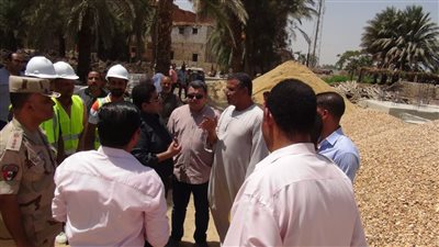 نائب محافظ بني سويف يتفقد مشروعات حياة كريمة بمركز ببا