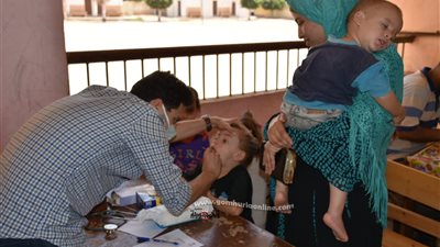 قافلة طبية مجانية بقرية 