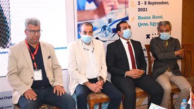 نائب محافظ قنا يشارك فى المؤتمر العلمي السنوي السابع لأقسام الباطنة