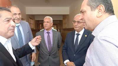 نائب وزير التعليم ومدير تعليم القاهرة يتفقدان مدارس العاصمة الادارية الجديدة.. بالصور