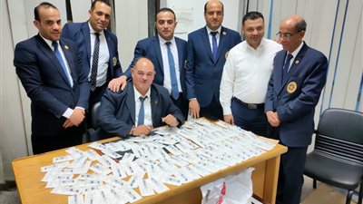 جمارك مطار شرم الشيخ تضبط تهريب حقن خاصة بعلاج خشونة المفاصل ب 99الف جنيه مصري