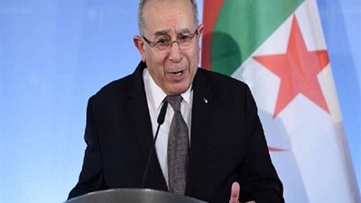وزير خارجية الجزائر يشدد على ضرورة مواصلة الجهود لدعم القضية الفلسطينية