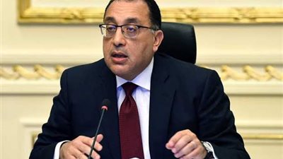 رئيس الوزراء يبحث مع عدد من المطورين العقاريين آليات تنظيم السوق العقارية