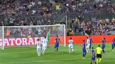 بايرن ميونخ يتقدم بهدف مولر أمام برشلونة فى دورى أبطال أوروبا