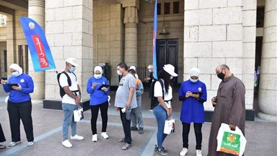 الصحة: تسجيل 10 آلاف مواطن لتلقي اللقاح بحملة 